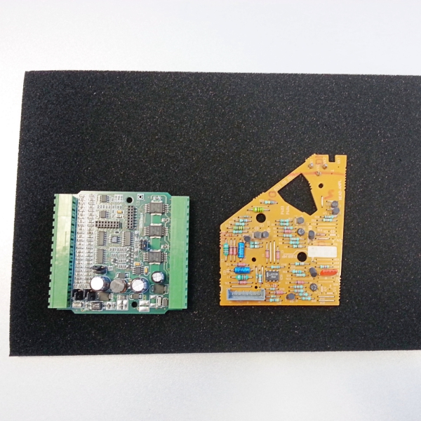 SXF17-PU23WS Elektricky vodivá měkká PUR pěna 550 x 350 x 20 mm SXF17-PU23WS Elektricky vodivá měkká PUR pěna 550 x 350 x 20 mm